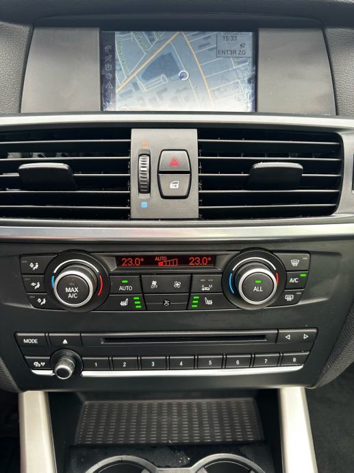 BMW X3 xDrive20d Reg 09/2027 Panorama Navigacija Alu felge, fotografija 14