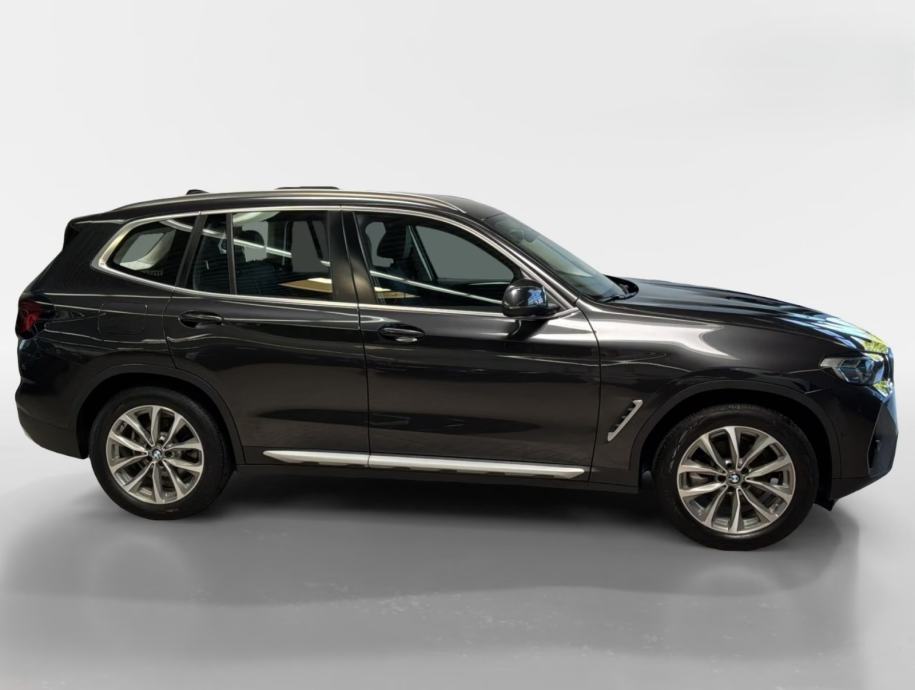 BMW X3 xDrive20i - U PDV-U, HUD, KUKA, BMW LIVE COCKPIT PLUS, fotografija 3