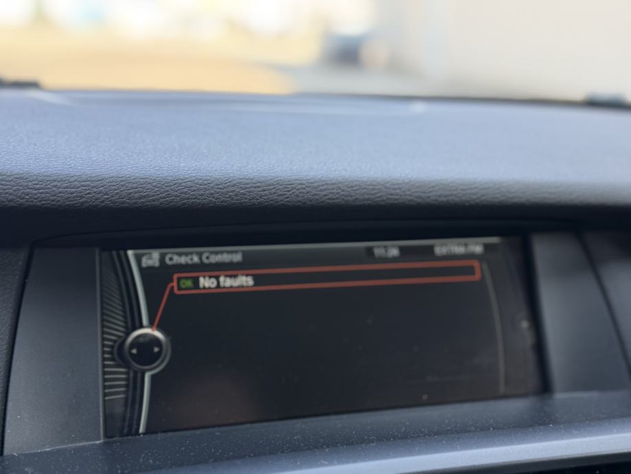 BMW X3 xDrive30d reg godinu dana, moguća zamjena, fotografija 20