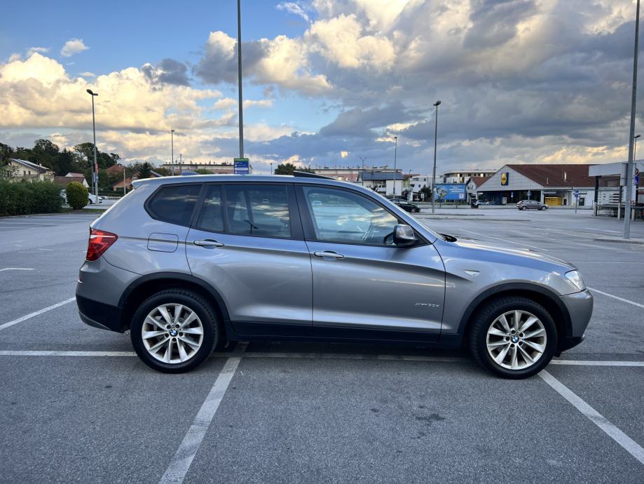BMW X3 xDrive30d reg godinu dana, moguća zamjena, fotografija 5