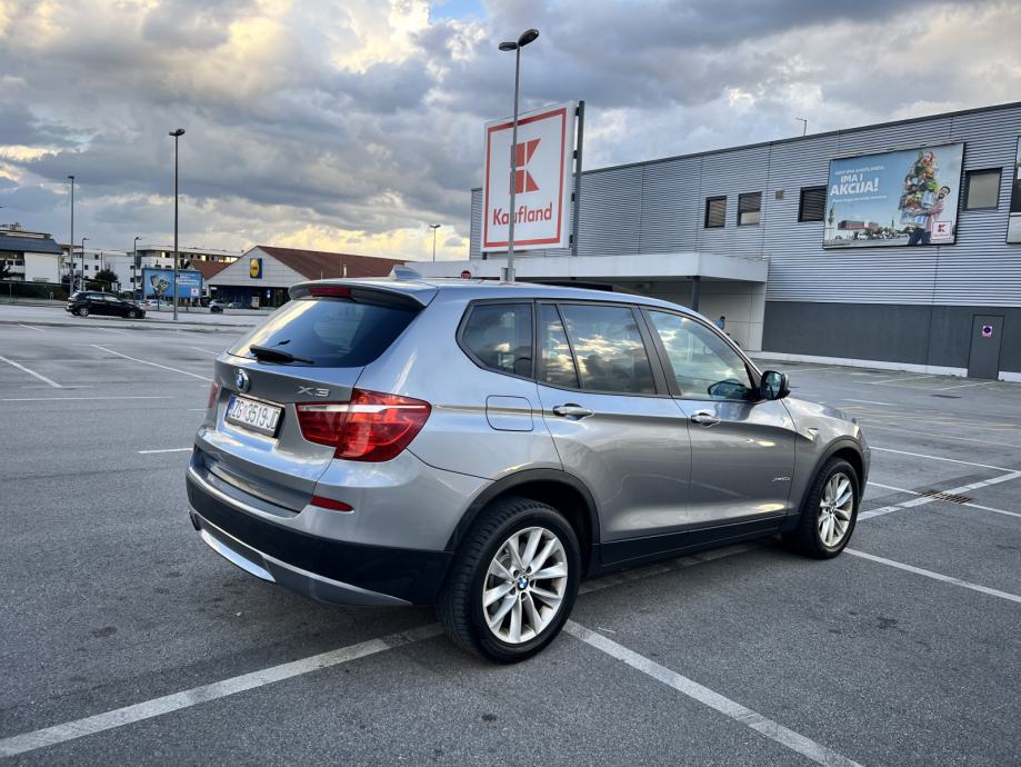 BMW X3 xDrive30d reg godinu dana, moguća zamjena, fotografija 4