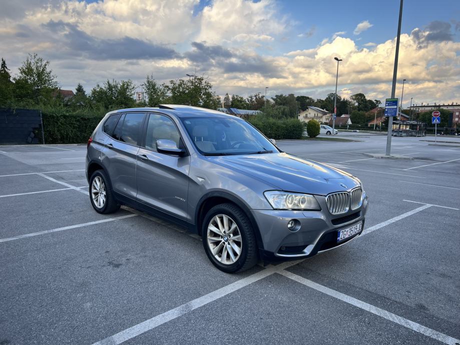 BMW X3 xDrive30d reg godinu dana, moguća zamjena, fotografija 2