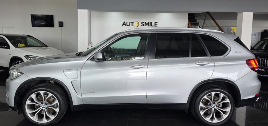 BMW X5 2.0 XDRIVE 40e, 4X4, BI-XENON, EL. PANO, HEAD-UP, REG 07/27, fotografija 2