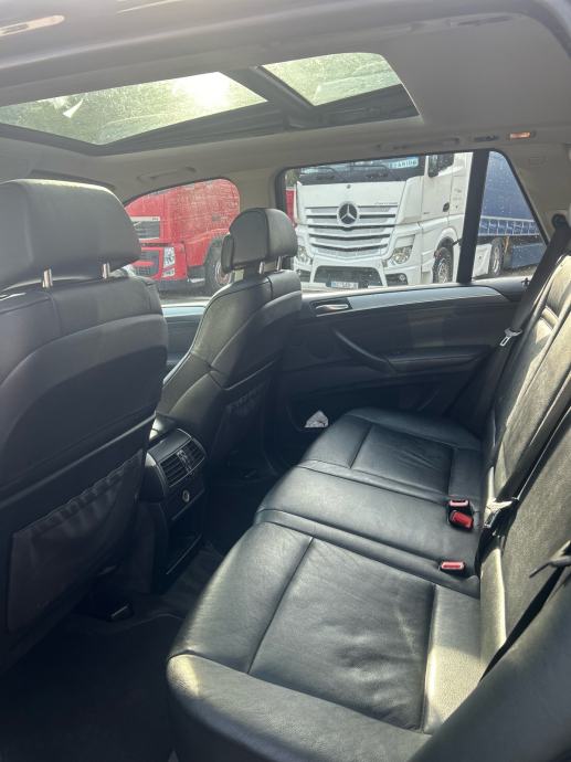 BMW X5 3.0d Xdrive, fotografija 8
