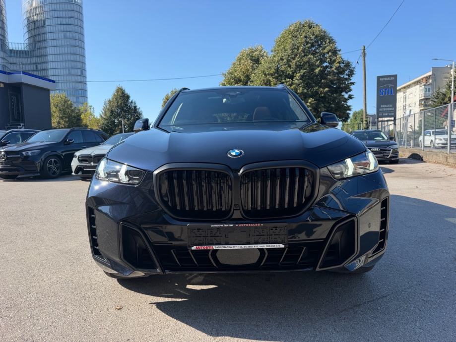 BMW X5 30d Xdrive M sportpaket Pro **ZRAČNI OVJES**7 SJEDALA**, fotografija 2