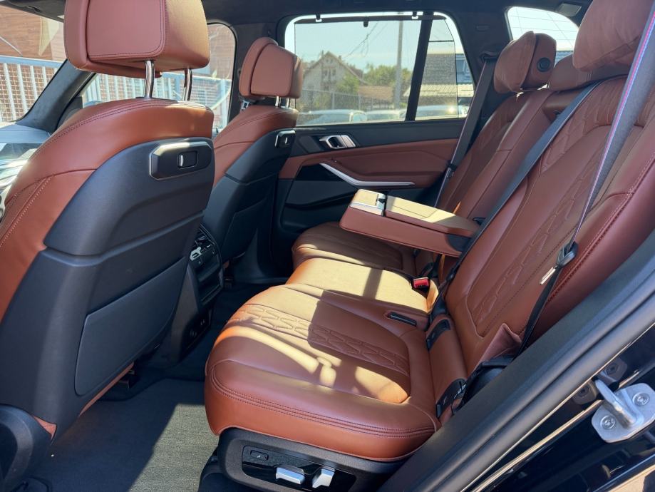 BMW X5 30d Xdrive M sportpaket Pro **ZRAČNI OVJES**7 SJEDALA**, fotografija 14
