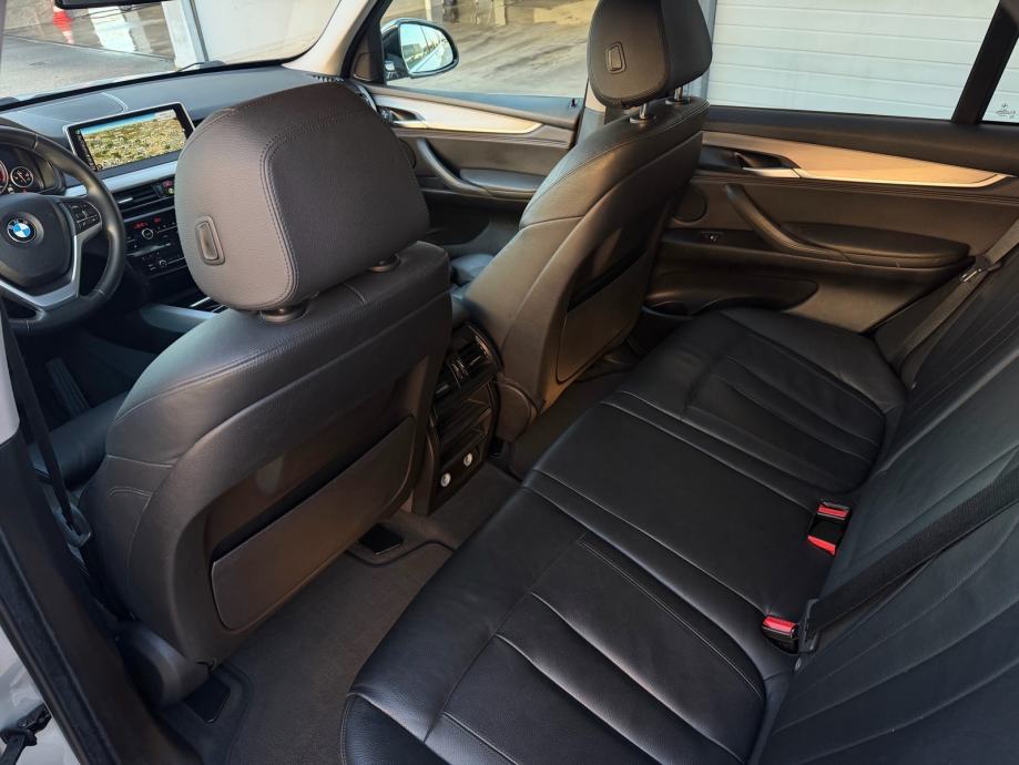 BMW X5 30d xDrive, fotografija 18