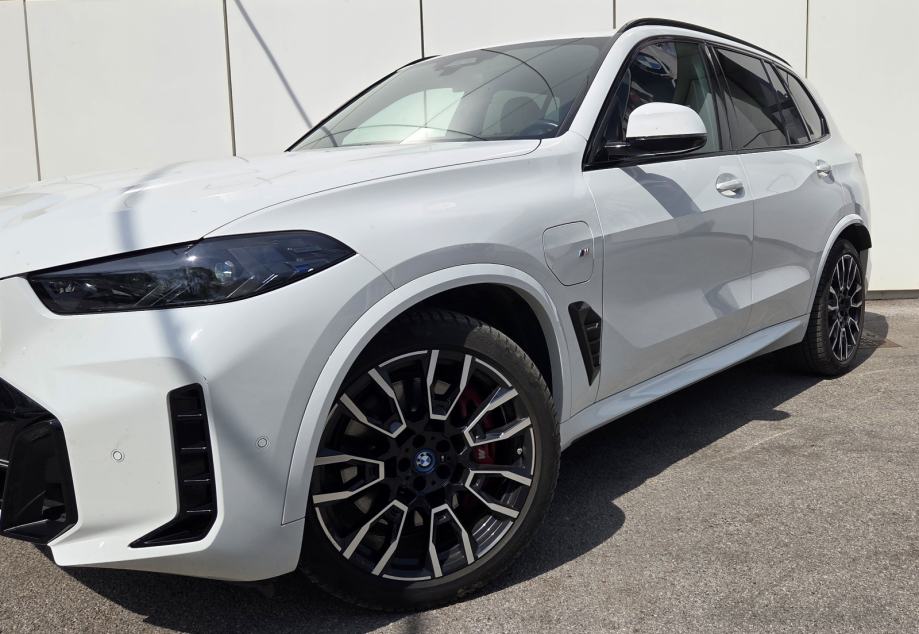 BMW X5 50e Aut. M-Paket * Nije uvoz * Prvi vlasnik *, fotografija 4