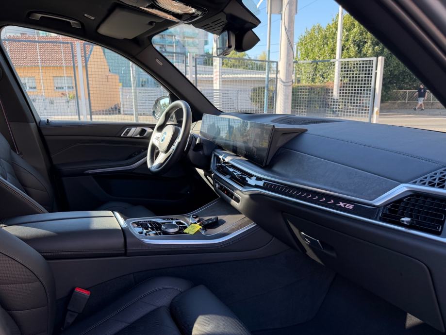 BMW X5 50e Xdrive M Sportpaket PRO*CARBON*KAO NOVO, fotografija 10