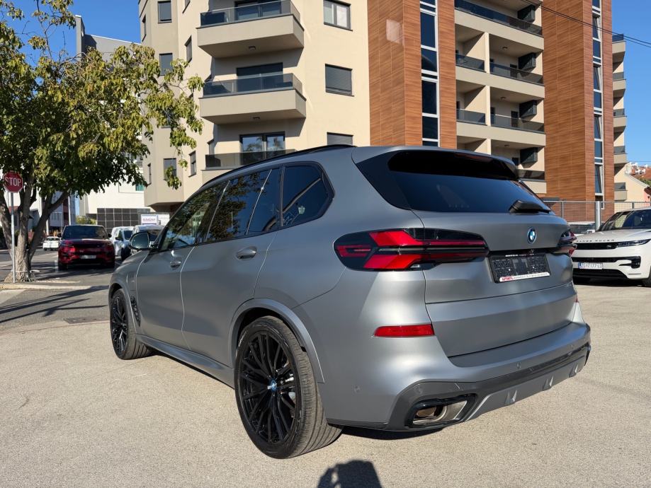 BMW X5 50e Xdrive M Sportpaket PRO*CARBON*KAO NOVO, fotografija 7