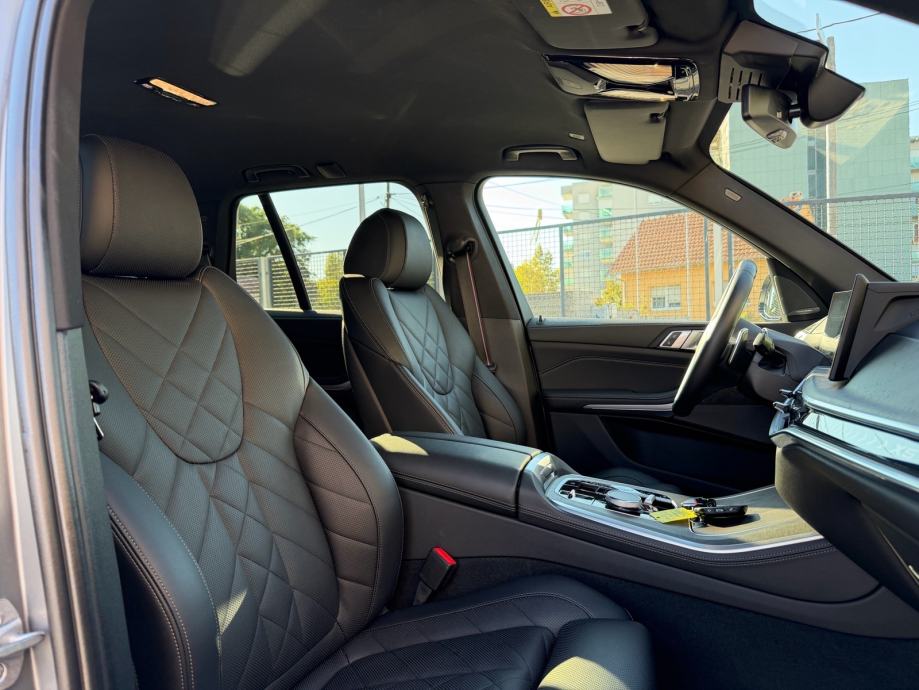 BMW X5 50e Xdrive M Sportpaket PRO*CARBON*KAO NOVO, fotografija 13