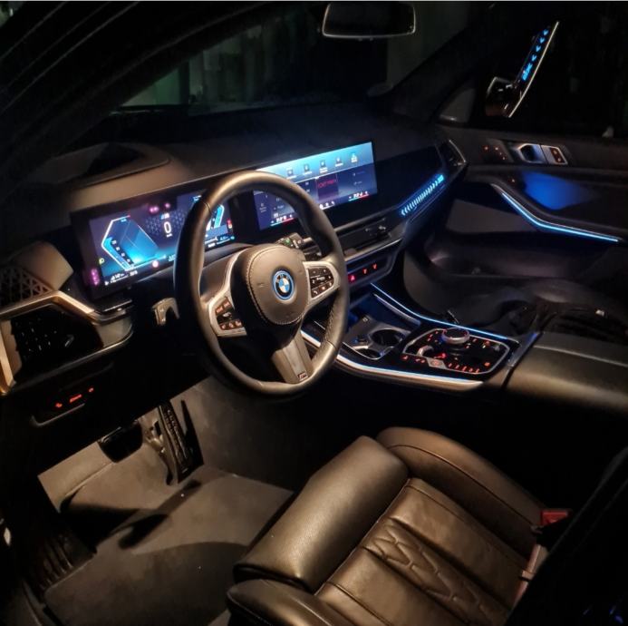 BMW X5 50e sport pro, fotografija 9