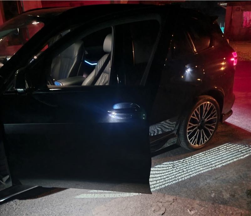 BMW X5 50e sport pro, fotografija 11