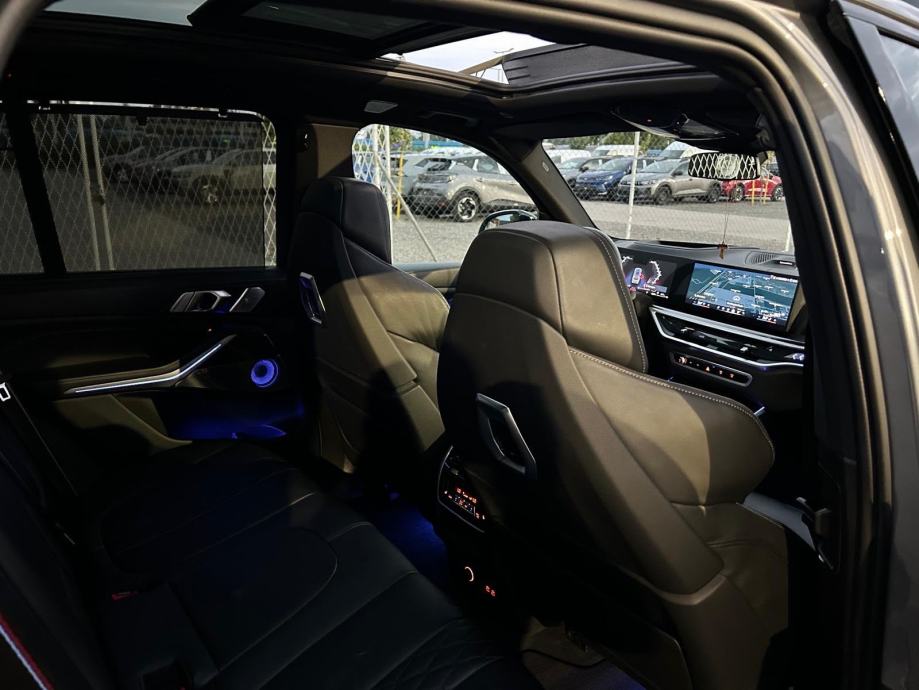 BMW X5 50e M-SPORT PRO B&W PANO LASER KOŽA ICONIC HUD U PDV-u FULL, fotografija 15