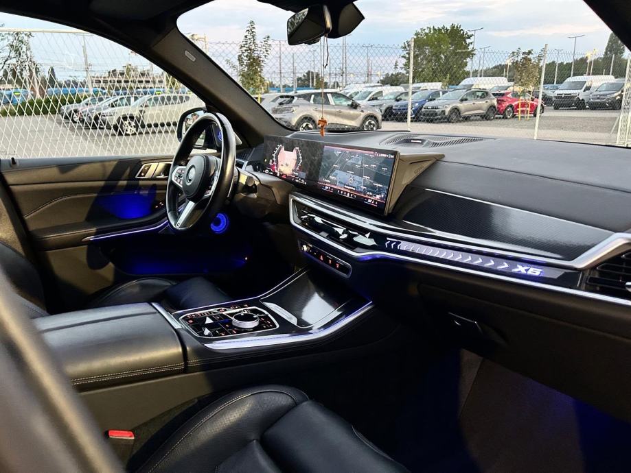 BMW X5 50e M-SPORT PRO B&W PANO LASER KOŽA ICONIC HUD U PDV-u FULL, fotografija 12