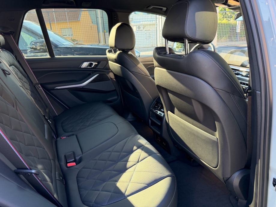BMW X5 50e Xdrive M Sportpaket PRO*CARBON*KAO NOVO!!*, fotografija 15