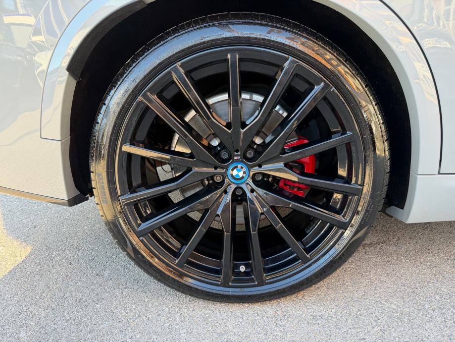 BMW X5 50e Xdrive M Sportpaket PRO*CARBON*KAO NOVO!!*, fotografija 18