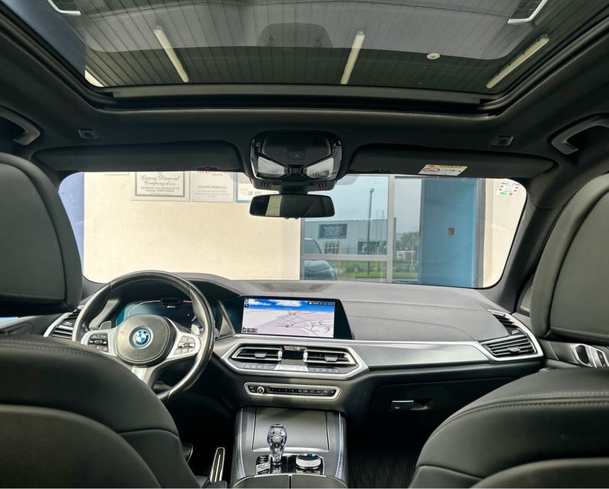 BMW X5 xDr45e** M SPORT**LASER**SWAROVSKI**360** PANORAMA**ZRAČNI**, fotografija 13
