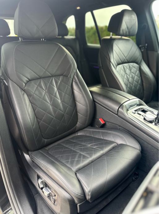 BMW X5 xDr45e** M SPORT**LASER**SWAROVSKI**360** PANORAMA**ZRAČNI**, fotografija 19