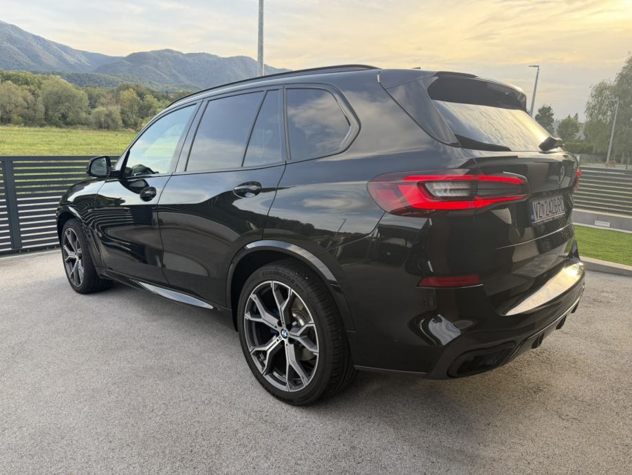 BMW X5 XDRIVE 30D,M , 210 KW ,laser,pano,head-up,reg 06/2027, fotografija 7