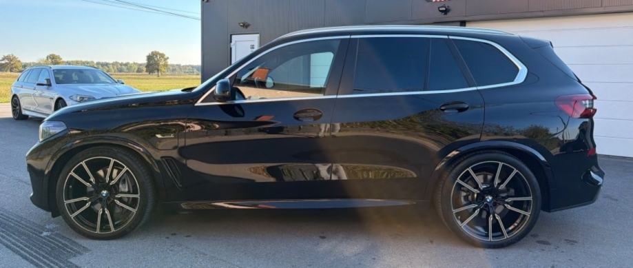 BMW X5 Xdrive 45e, PDV, 106+24tkm, panorama, laseri, fotografija 7