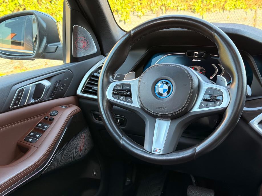 BMW X5 Xdrive 45e, PDV, 106+24tkm, panorama, laseri, fotografija 12