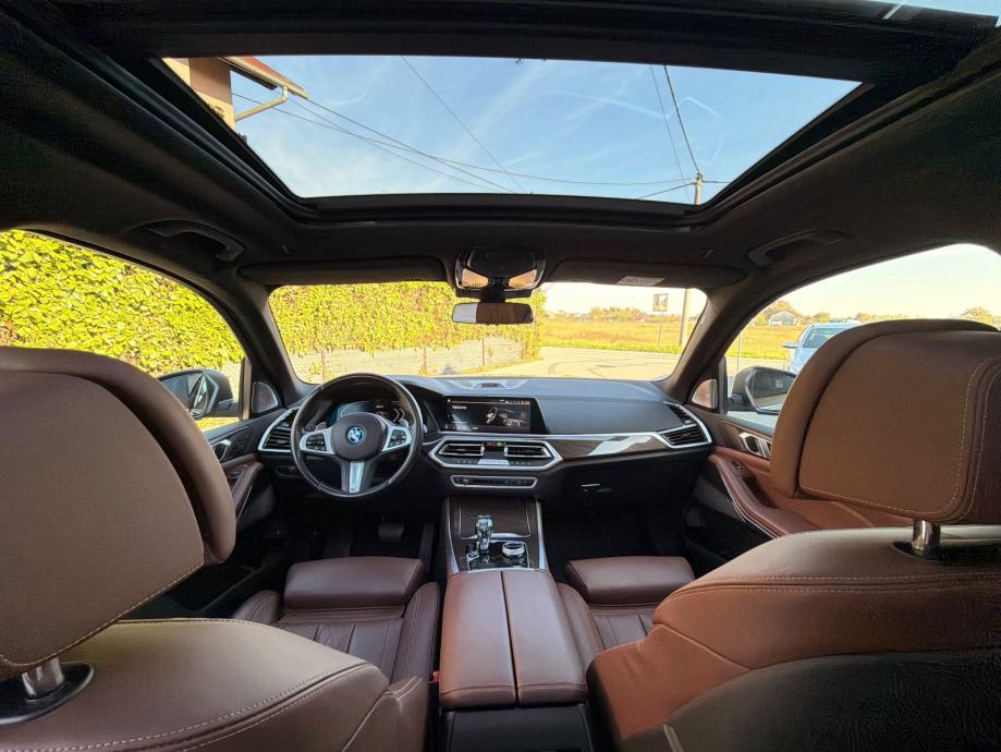 BMW X5 Xdrive 45e, PDV, 106+24tkm, panorama, laseri, fotografija 9