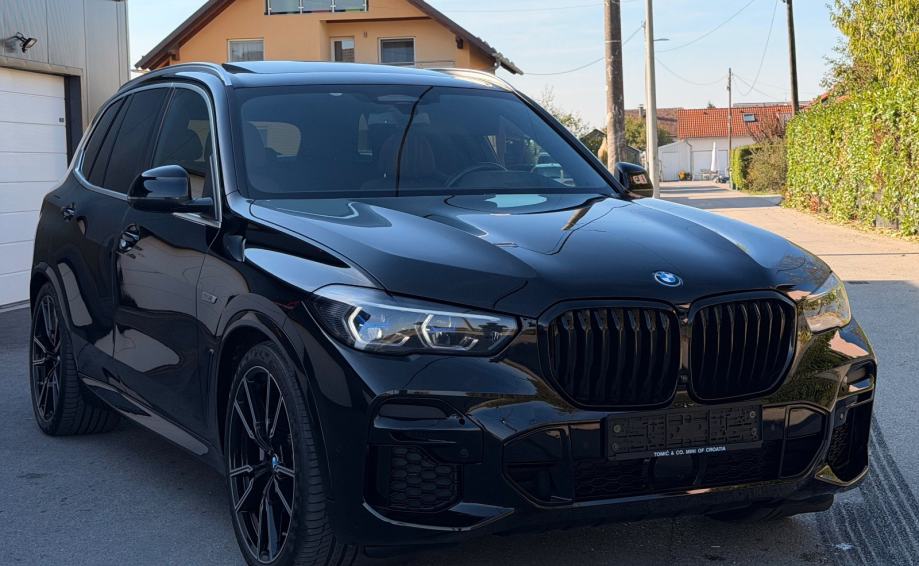 BMW X5 Xdrive 45e, PDV, 106+24tkm, panorama, laseri, fotografija 2