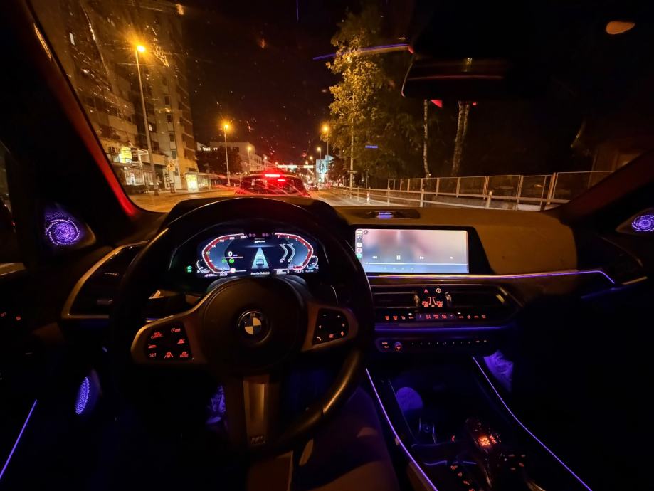 BMW X5 Xdrive 45e, PDV, 106+24tkm, panorama, laseri, fotografija 16