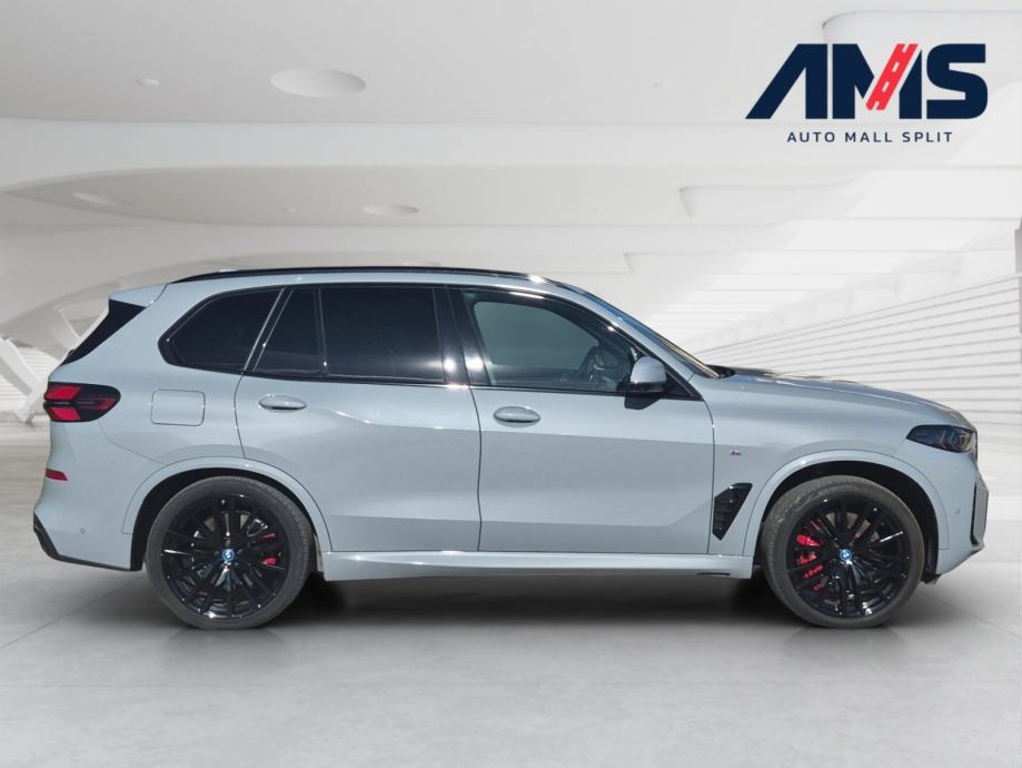BMW X5 XDRIVE 50E, fotografija 6