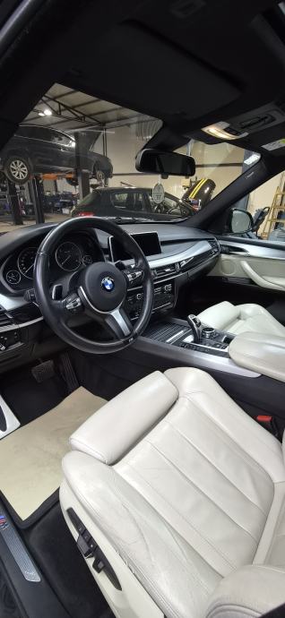 BMW X5 xDrive30d automatik M-Paket Reg do 03/2027, fotografija 3