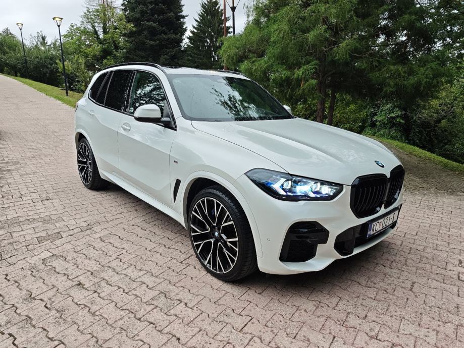 BMW X5 30d xDrive /// M paket, Panorama, Kamera, Memorija sjedala, fotografija 19