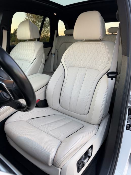 BMW X5 xDrive30d M-PAKET,ZRAČNI OVJES,SKY PANO,HUD,KAM360,ALU22,H&K, fotografija 13