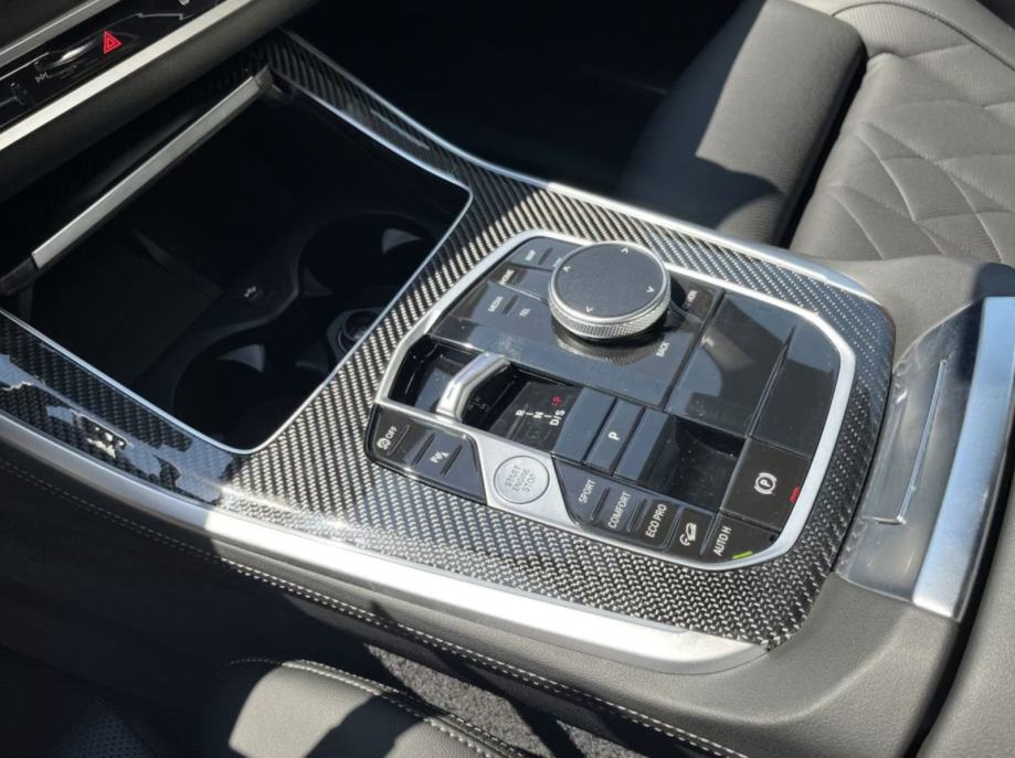 BMW X5 xDrive40d - M SPORT PRO, ADAPT LED, KAMERA 360, HARMAN, U PDV, fotografija 6