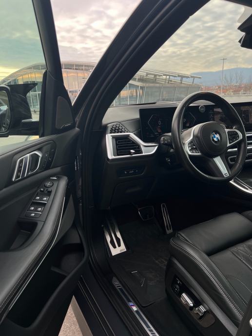 BMW X5 xDrive40d M SPORT PRO•M PERFORMANCE•22"•PDV•ICGLOW•PANO•H&K•HUD, fotografija 17