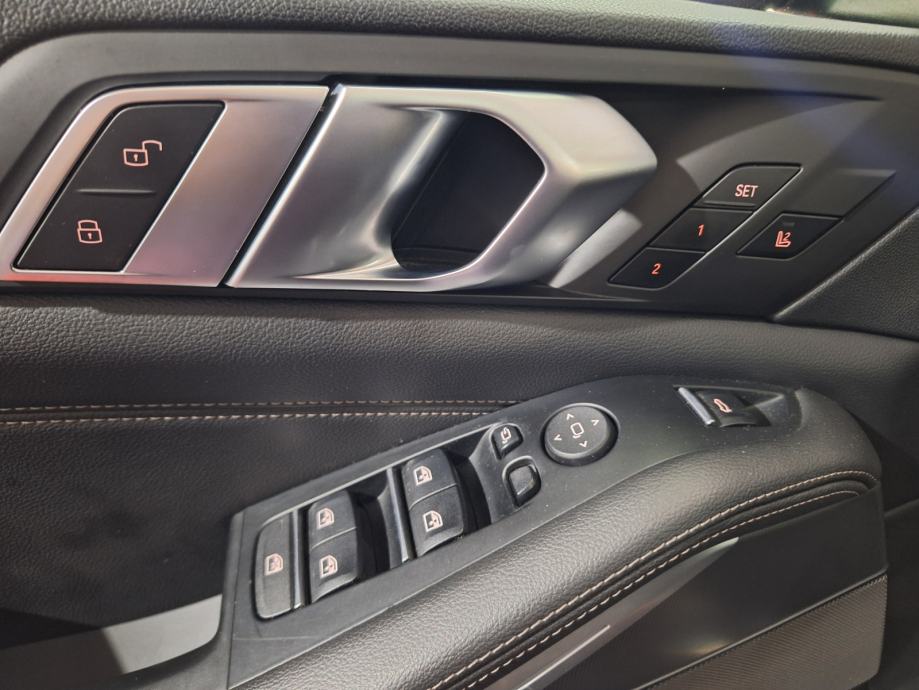 BMW X5 xDrive45e 290KW SPORT PANORAMA ZRACNI OVIJES LASER K360,LEASING, fotografija 17