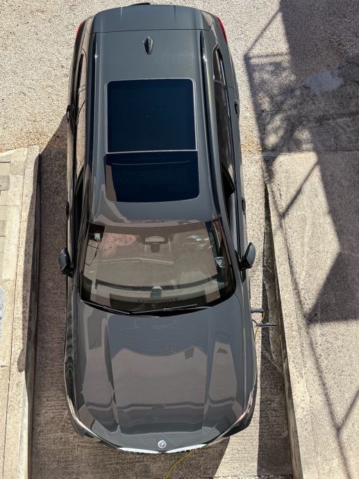BMW X5 xDrive45e, fotografija 11