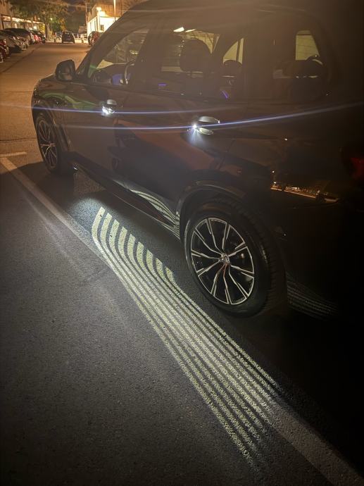 BMW X5 xDrive45e, fotografija 16