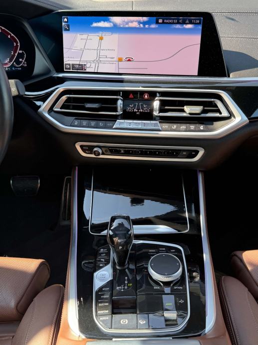 BMW X5 xDrive45e M /SPORT/AUT.KAM 360/LASER, fotografija 11