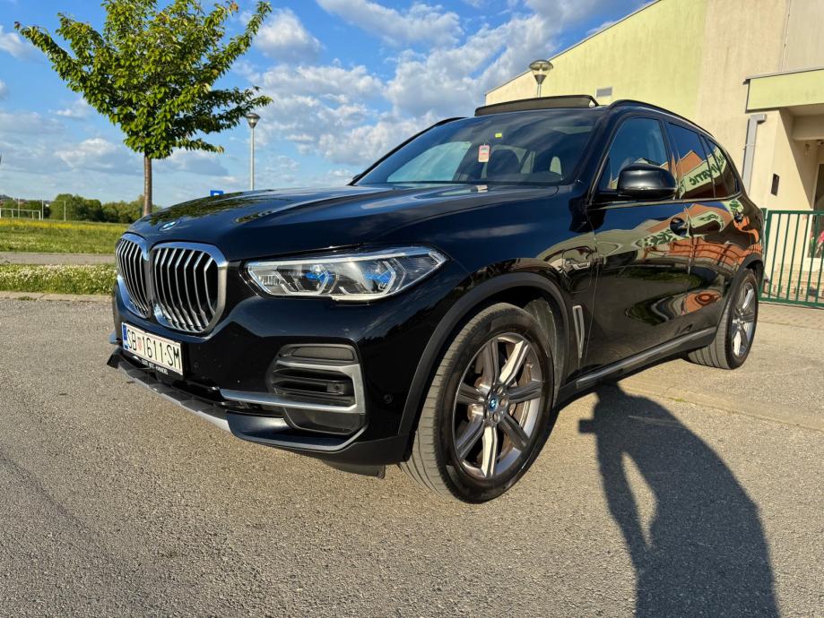 BMW X5 xDrive45e Xline/Mopt. Full:PANO/LASER/ZRAČNI/4xGRIJ/HEAD/ASSIST, fotografija 4