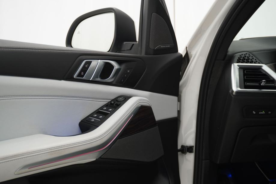 BMW X5 xDrive50e M Sport | Cjena uključuje troškove uvoza, fotografija 9