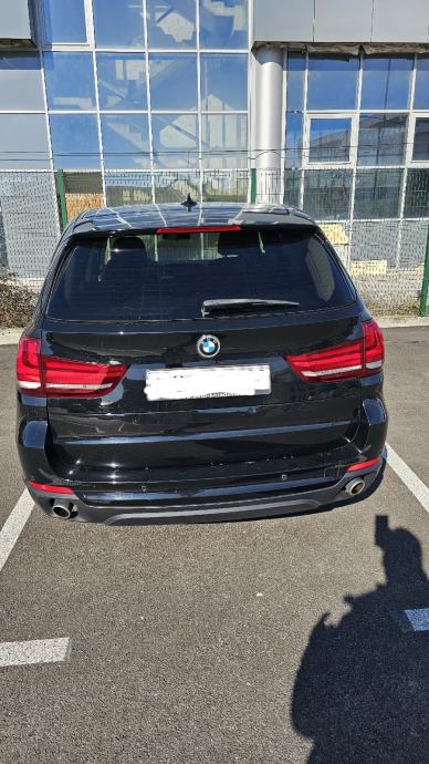 BMW X5,25 d,4x4,2017 god, uvezen 2021 u HR, na 100000 novi motor, fotografija 3