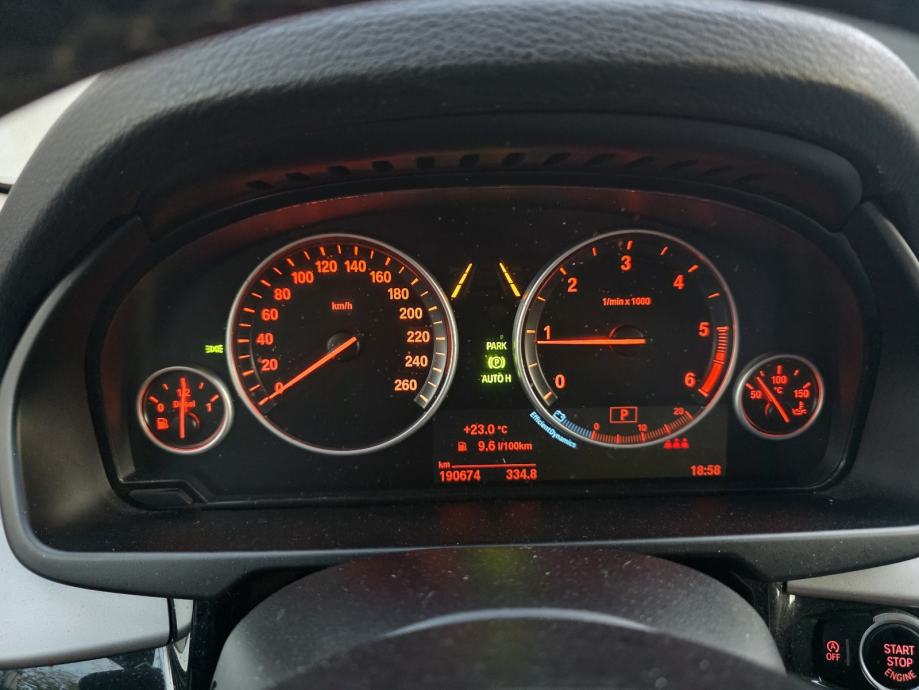 BMW X5,25 d,4x4,2017 god, uvezen 2021 u HR, na 100000 novi motor, fotografija 7