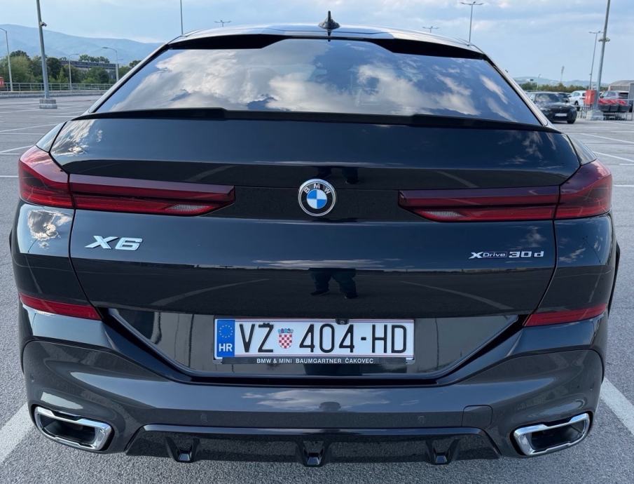 BMW X6 xDrive30d Full oprema, fotografija 11