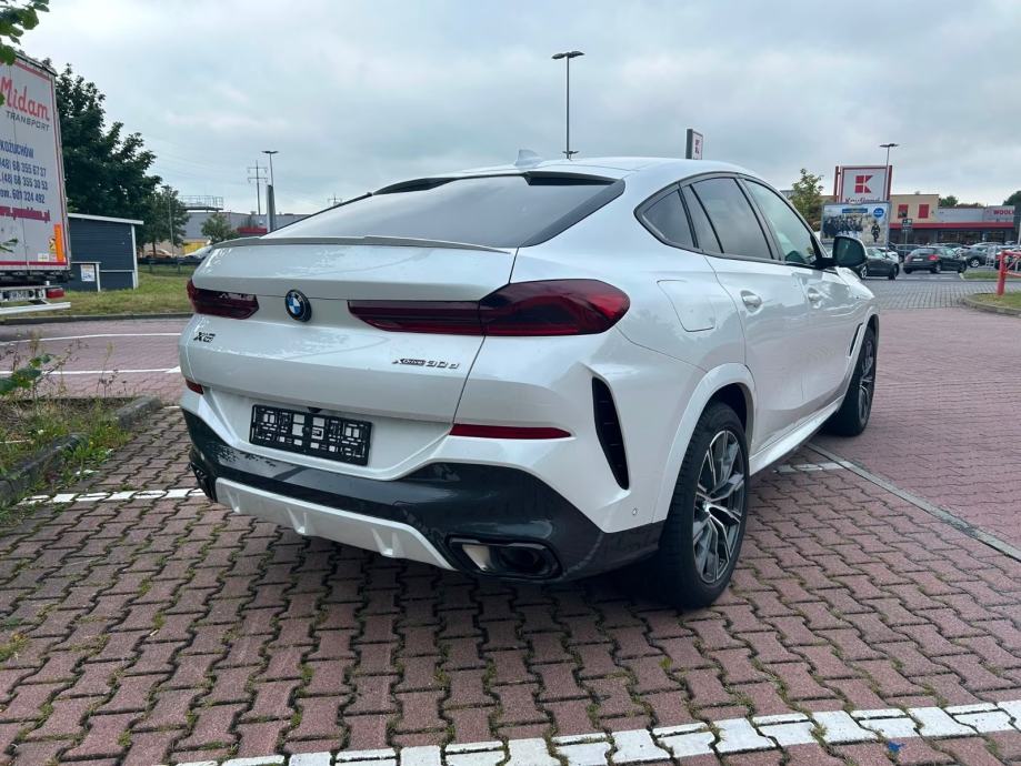 BMW X6 xDrive30d M-Sport * RJEŠAVAMO LEASING * GARANCIJA *, fotografija 3