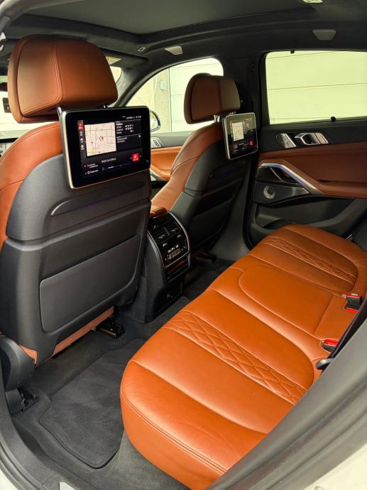 BMW X6 xDrive40d M PAKET, fotografija 12