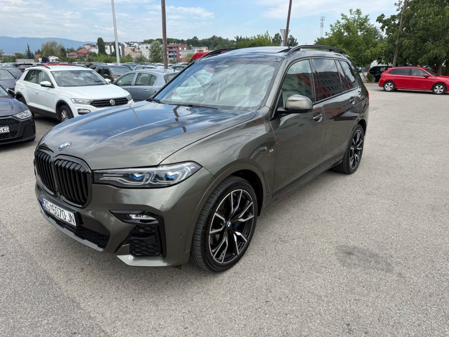 BMW X7 xDrive40d (može zamjena za radove i građevinski materijal), fotografija 2