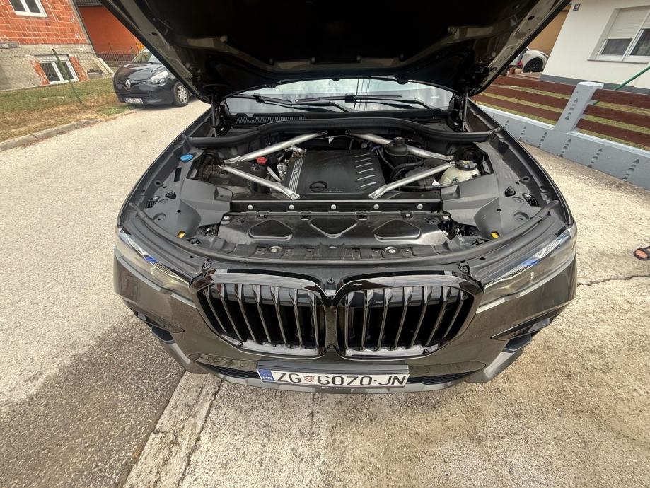 BMW X7 xDrive40d (može zamjena za radove i građevinski materijal), fotografija 15