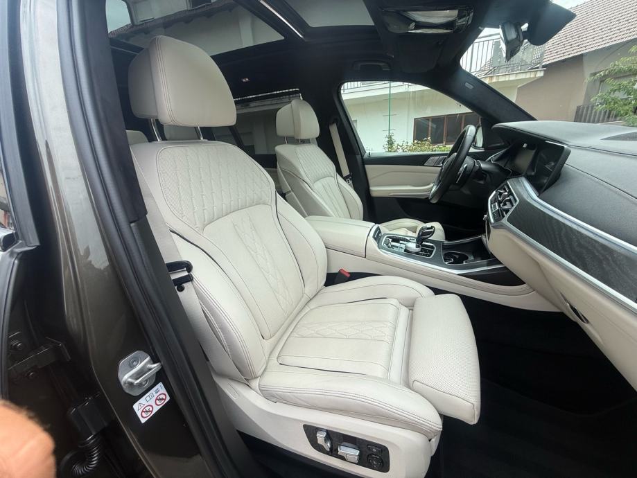 BMW X7 xDrive40d (može zamjena za radove i građevinski materijal), fotografija 16