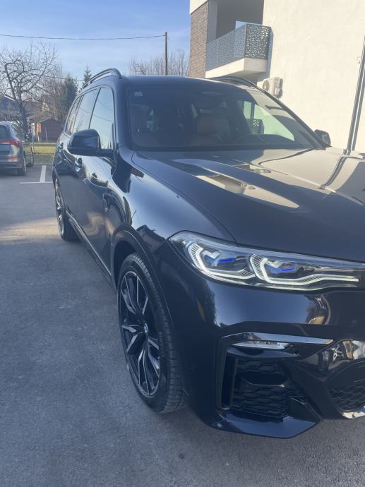 BMW X7 xDrive40i, fotografija 7
